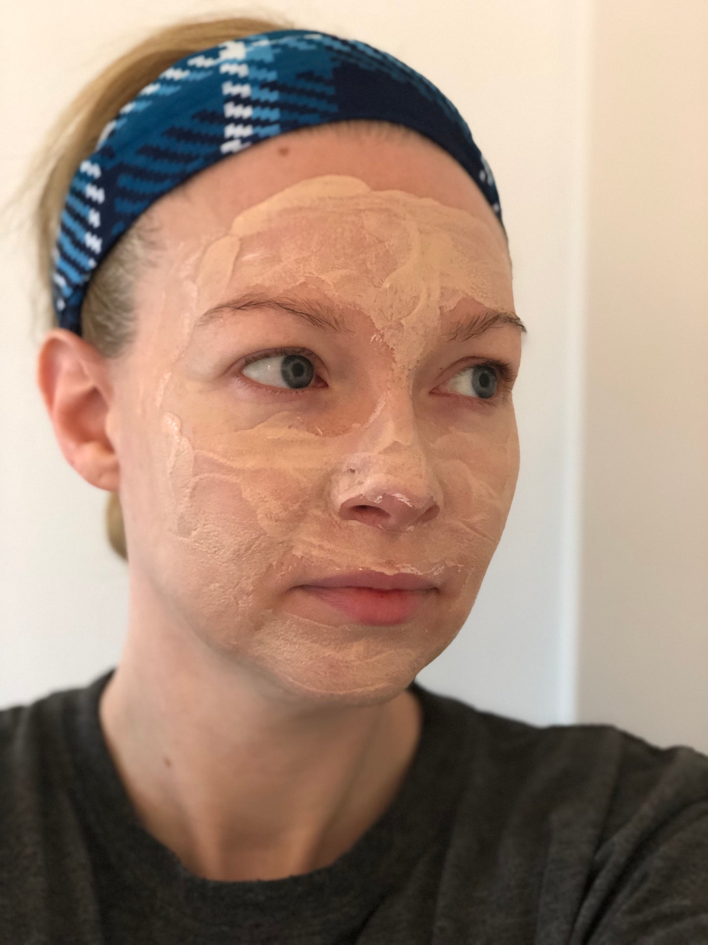 Balance clay face mask